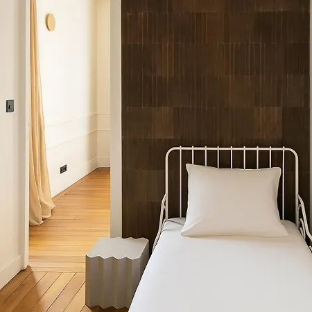 Parisian Flat By Panthéon *